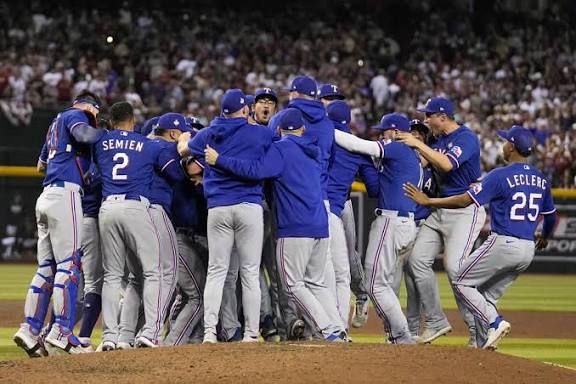 How crucial is it for the Rangers to enter the 2026 season with a proven closer in place?
